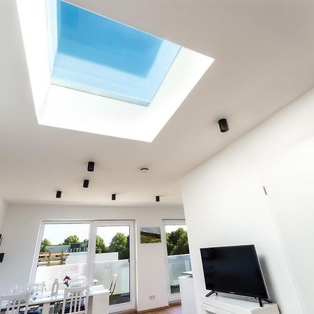 Gemuetliches Und Lichtdurchflutetes Penthouse Mit Sternenhimmelblick, Boxspringbett Und Terrasse - Gute Anbindung An Die Innenstadt Κάσελ Εξωτερικό φωτογραφία