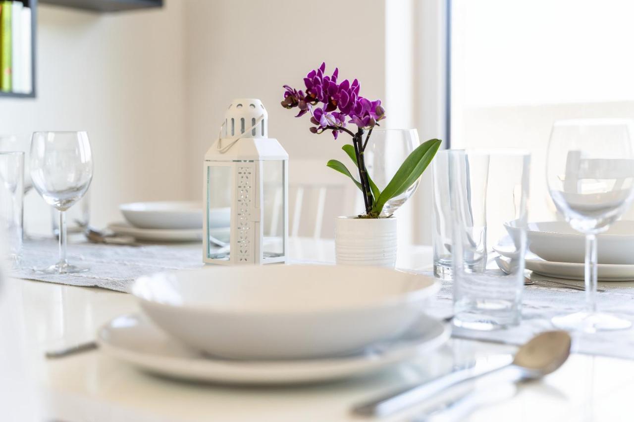Gemuetliches Und Lichtdurchflutetes Penthouse Mit Sternenhimmelblick, Boxspringbett Und Terrasse - Gute Anbindung An Die Innenstadt Κάσελ Εξωτερικό φωτογραφία