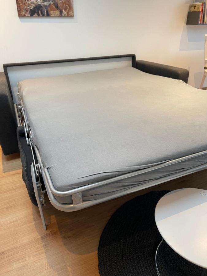 Gemuetliches Und Lichtdurchflutetes Penthouse Mit Sternenhimmelblick, Boxspringbett Und Terrasse - Gute Anbindung An Die Innenstadt Κάσελ Εξωτερικό φωτογραφία